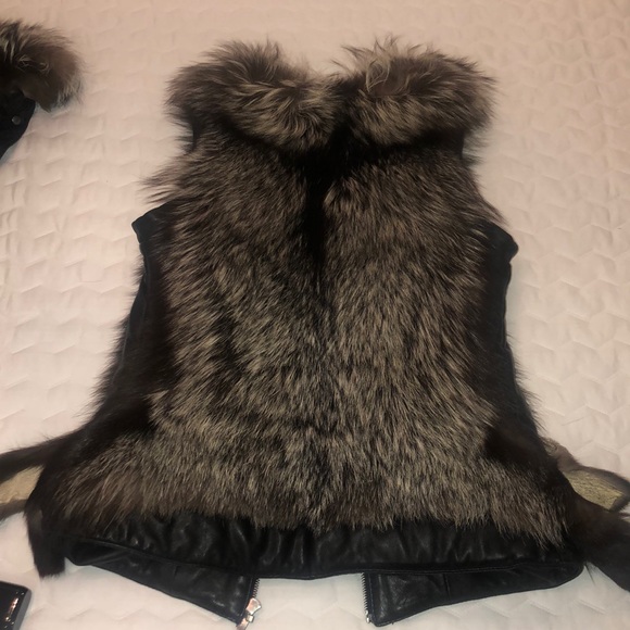 Fur vest - Picture 4 of 8